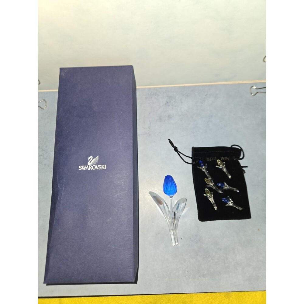 Swarovski Blue Tulip W/ Mini Tulips (T-CC)